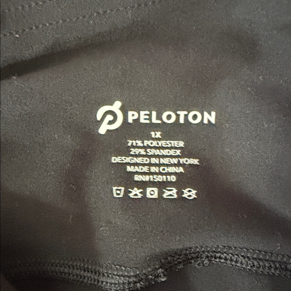 Peloton Black Logo Leggings Size 1X High Rise Workout Tights - Picture 5 of 5